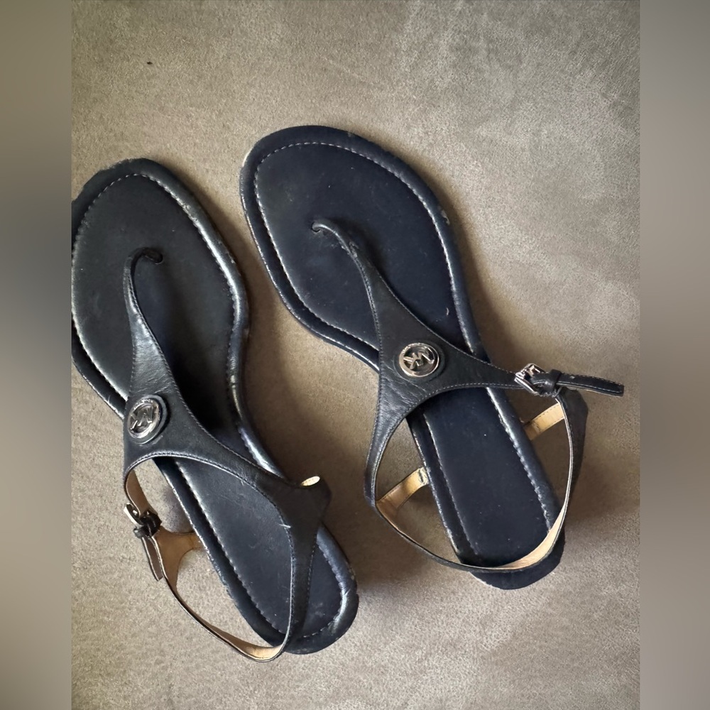 Michael Kors navy low wedge thong sandals size 10
